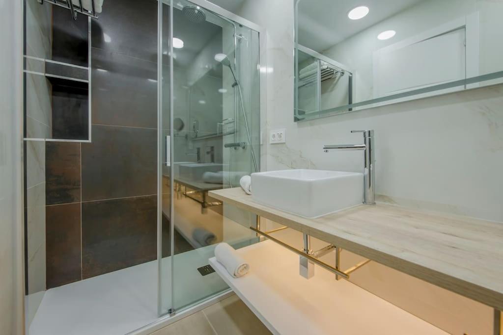 Suara Apartamentos 2 Madryt Zewnętrze zdjęcie